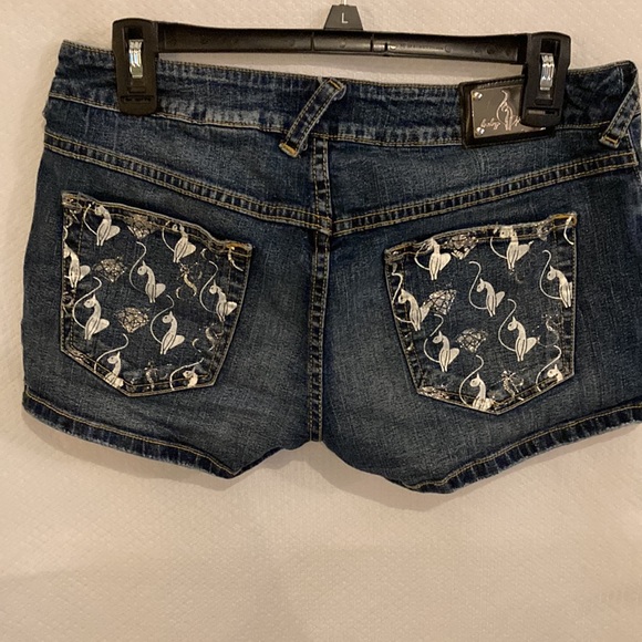 Baby Phat 5 Pocket Stretch Premium Blue Denim Shorts Size 11 y2k shorts - Picture 4 of 10
